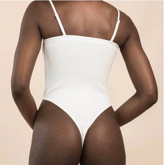 NWOT INAMORATA White Ribbed High Leg Bodysuit Adjustable Straps Medium - Picture 2 of 11